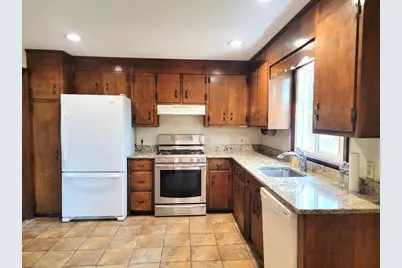 205 Bel Air Dr, Longmeadow, MA 01106 - Photo 4