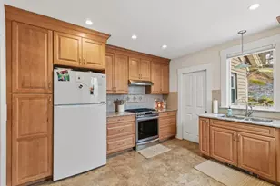 34 Summer St, Gloucester, MA 01930 - Photo 24