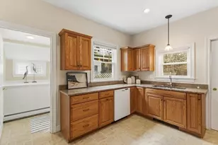 34 Summer St, Gloucester, MA 01930 - Photo 10