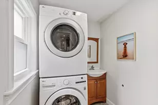 34 Summer St, Gloucester, MA 01930 - Photo 12