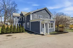 33 Blake Cir, Marlborough, MA 01752 - Photo 4