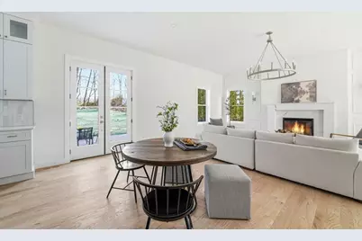 16 Hillside Park, Melrose, MA 02176 - Photo 12