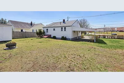 47 Willow St, Woburn, MA 01801 - Photo 30