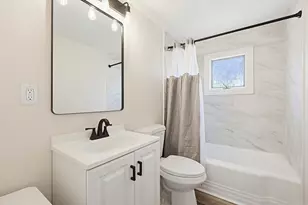 47 Willow St, Woburn, MA 01801 - Photo 20