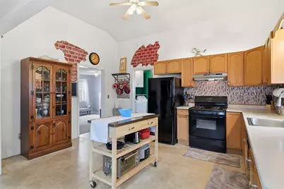 49 West St, Chicopee, MA 01013 - Photo 22