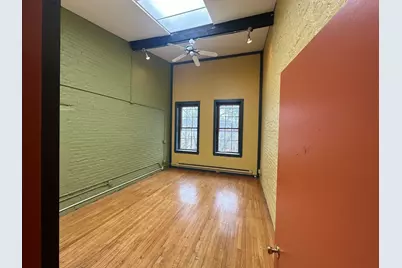 46 Main St #Front, Northampton, MA 01060 - Photo 2