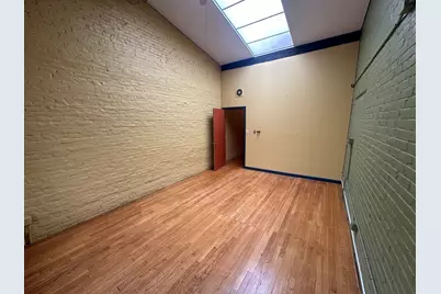 46 Main St #Front, Northampton, MA 01060 - Photo 4