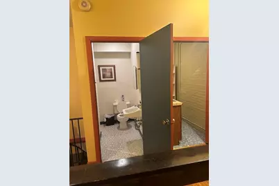 46 Main St #Front, Northampton, MA 01060 - Photo 10