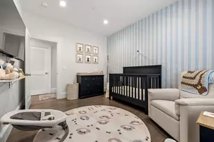 844 E 4th St, Boston, MA 02127 - Photo 16