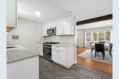 17 Swallow St, Falmouth, MA 02536 - Photo 8