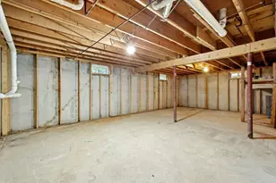 184 Old Bolton Rd, Stow, MA 01775 - Photo 34