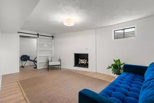 30 Ivy Rd, Wellesley, MA 02482 - Photo 26