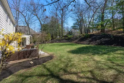 30 Ivy Road, Wellesley, MA 02482 - Photo 2