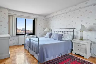 180 Beacon St, Boston, MA 02116 - Photo 30