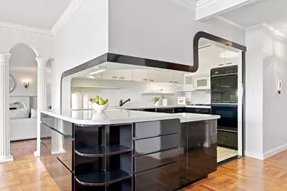 180 Beacon Street #14FG, Boston, MA 02116 - Photo 14