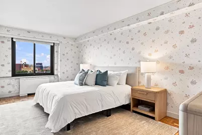 180 Beacon Street #14FG, Boston, MA 02116 - Photo 32