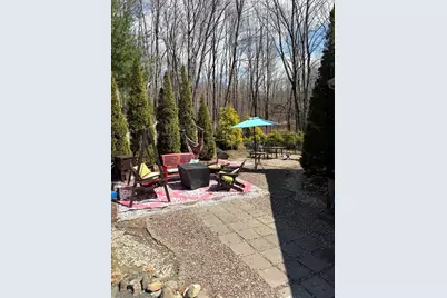 1511 Dunhamtown Brimfield Rd, Brimfield, MA 01010 - Photo 32