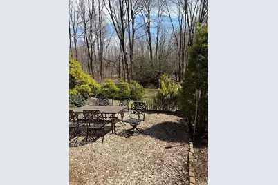 1511 Dunhamtown Brimfield Rd, Brimfield, MA 01010 - Photo 30