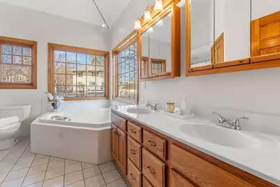 428 Broadway, Lynnfield, MA 01940 - Photo 20