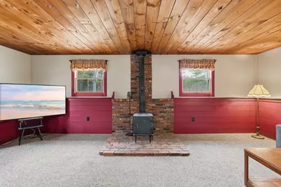 112 Williamsville Rd, Hubbardston, MA 01452 - Photo 16