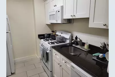 33 Pond Ave. #915, Brookline, MA 02445 - Photo 8