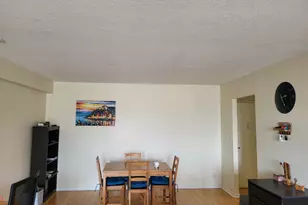 33 Pond Ave, Brookline, MA 02445 - Photo 4