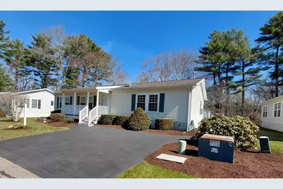 17 Briarwood Circle, Bridgewater, MA 02324 - Photo 2