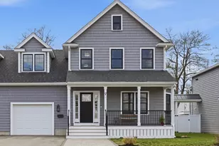 29 Grove St, Hudson, MA 01749 - Photo 2