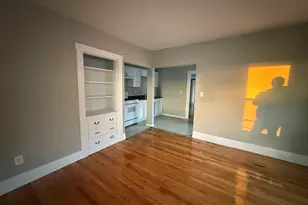 135 Lawton Ave, Lynn, MA 01901 - Photo 4