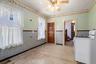 73 Taylor St, Quincy, MA 02170 - Photo 14