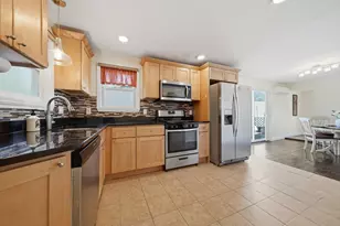 15 Verdmont Ave, Lynn, MA 01904 - Photo 6