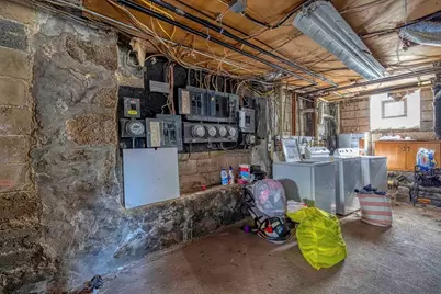 135 Snell St, Fall River, MA 02721 - Photo 22