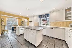 131 Fair Oaks Park, Needham, MA 02492 - Photo 18