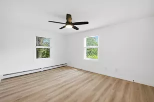 309 Pleasant St, Paxton, MA 01612 - Photo 22