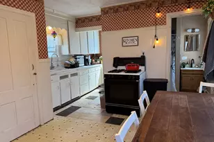 202 Maxfield St, New Bedford, MA 02740 - Photo 8