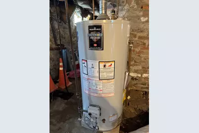 202 Maxfield St., New Bedford, MA 02740 - Photo 24