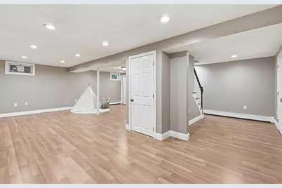 101 Barry Dr, Tewksbury, MA 01876 - Photo 40