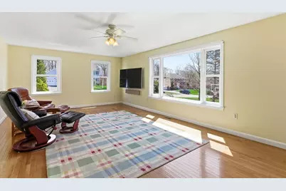 148 Bracken Dr, Marlborough, MA 01752 - Photo 18