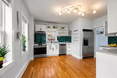 7 Meacham St #7, Somerville, MA 02145 - Photo 4