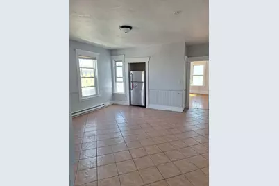 246 Millbury St, Worcester, MA 01610 - Photo 8