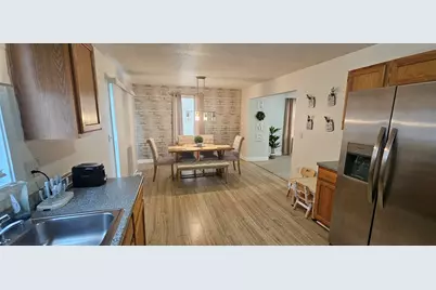 289 Morton St, Springfield, MA 01119 - Photo 6