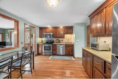 284 Lowell Street, Wakefield, MA 01880 - Photo 4