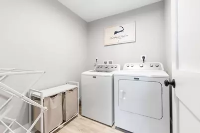 26 Southfield Ln #26, Sherborn, MA 01770 - Photo 18