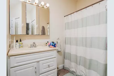 546 East 8th Street #1, Boston, MA 02127 - Photo 14