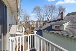 15 Houghton St, Worcester, MA 01604 - Photo 10