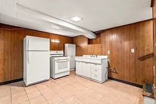 11 Arnold Rd, Peabody, MA 01960 - Photo 26