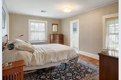 15 Cabot St, Winchester, MA 01890 - Photo 16