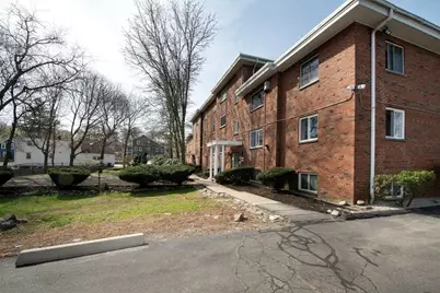 211 West St #4B, Quincy, MA 02169 - Photo 2