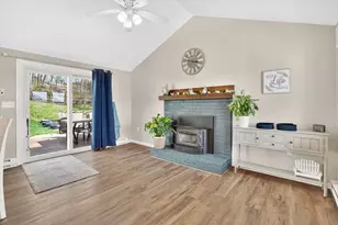 23 Susan Dr, Westfield, MA 01085 - Photo 6