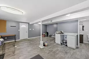 28 Drumlin Rd, Springfield, MA 01108 - Photo 30